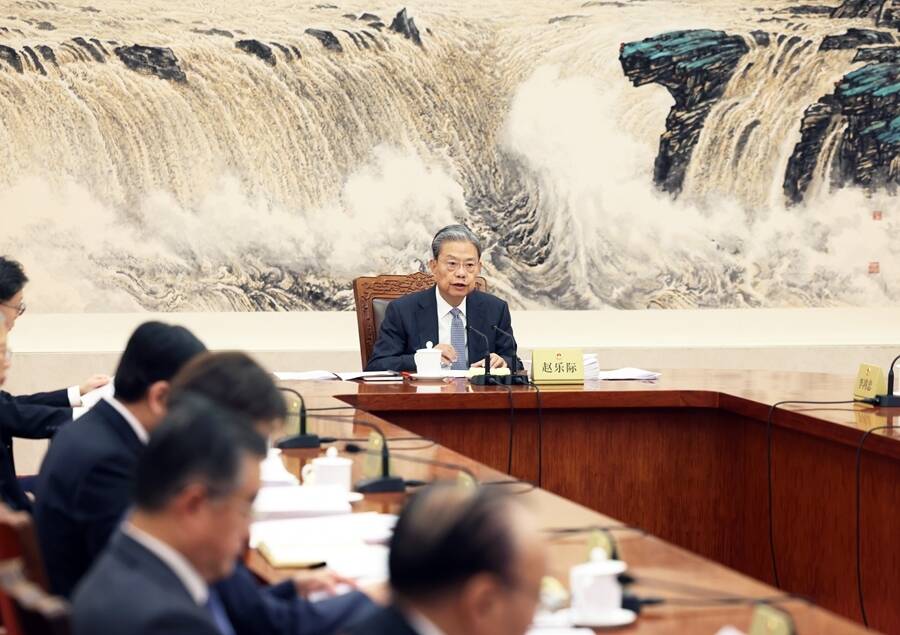 རྒྱལ་ཡོངས་དམངས་ཆེན་སྐབས་བཅུ་བཞི་པའི་རྒྱུན་ལས་ཨུ་ཡོན་ལྷན་ཁང་གི་ཨུ་ཡོན་ཀྲང་གི་གྲོས་ཚོགས་ཐེངས་དོན་བཞི་པ་ཚོགས།