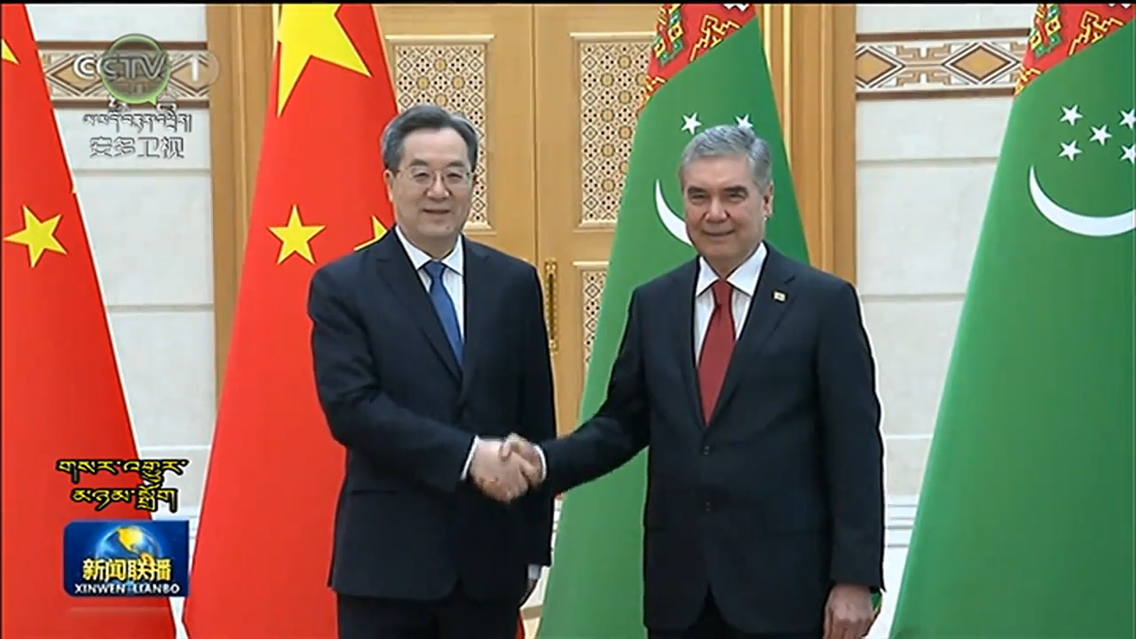 ཏིང་ཞུའེ་ཞང་གིས་ཏུར་མེན་སི་ཐན་ལ་འཚམས་འདྲི་གནང་།